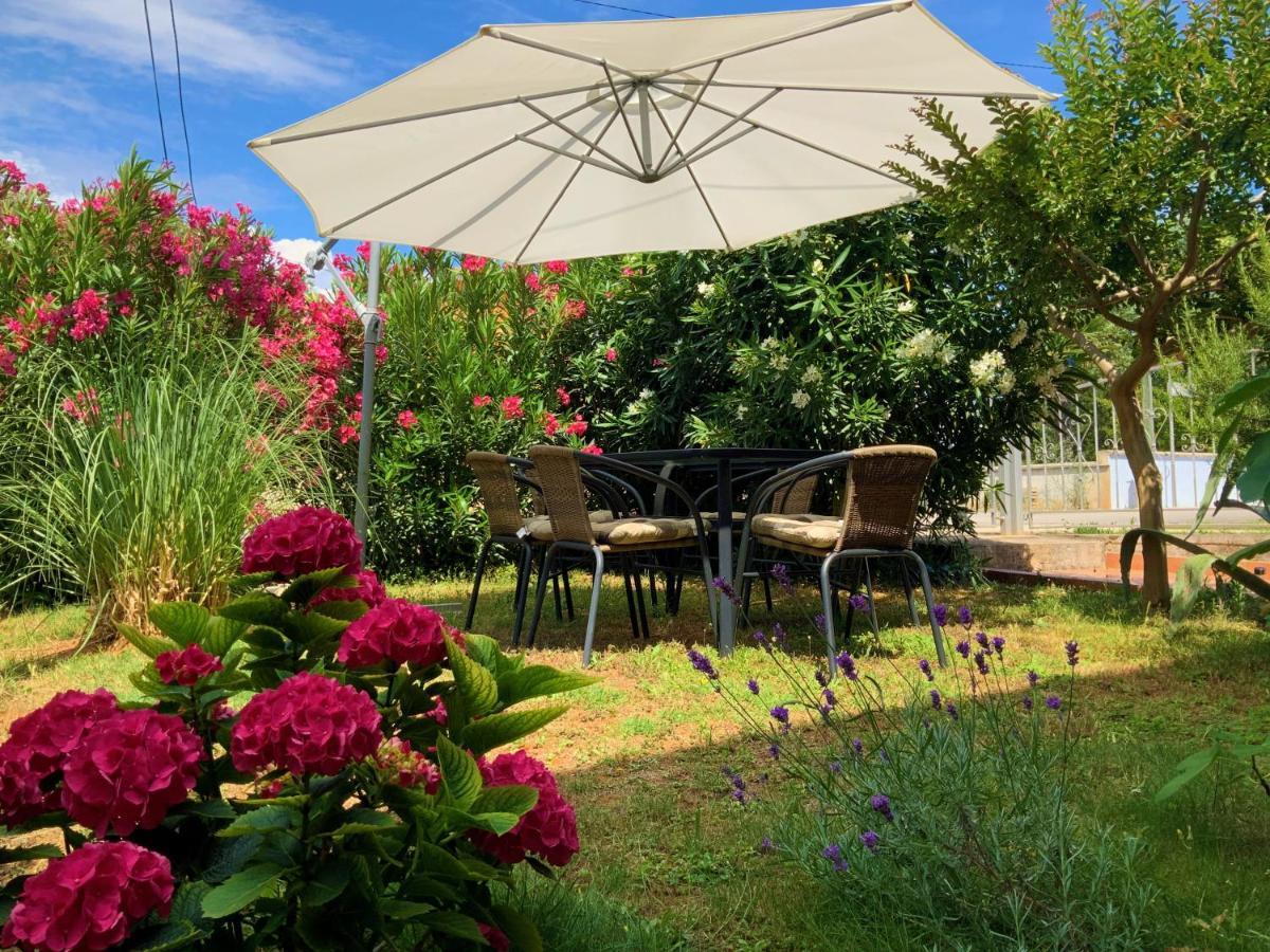 Apartment Agava Istria - Family Vacation Rental With Free Parking, Garden, Wifi Ližnjan Dış mekan fotoğraf