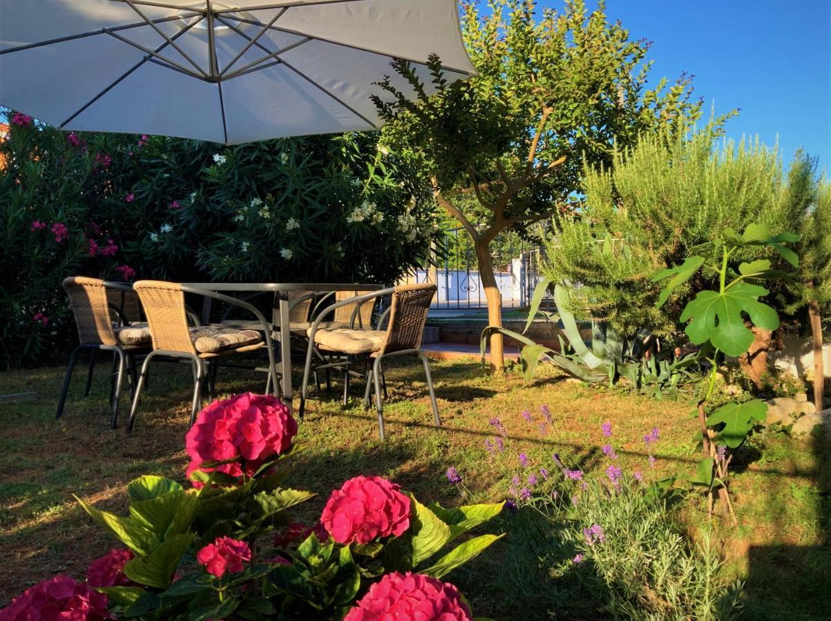 Apartment Agava Istria - Family Vacation Rental With Free Parking, Garden, Wifi Ližnjan Dış mekan fotoğraf